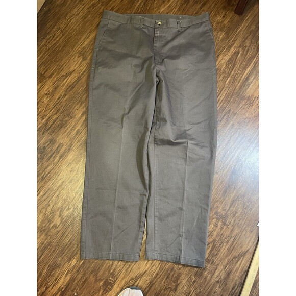 Timber Creek By Wrangler Men’s Pants Brown 40X32 Flat Front - Picture 2 of 7